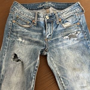 American Eagle, distressed skinny jeans, size 4, regular